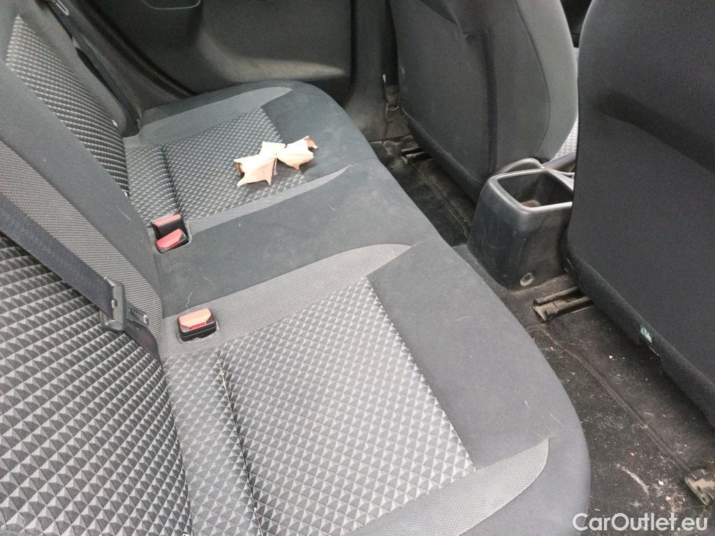  Nissan  Micra NISSAN  / 2017 / 5P / berlina con portón IG-T 68 kW (92 CV) E6D-F Acenta #6