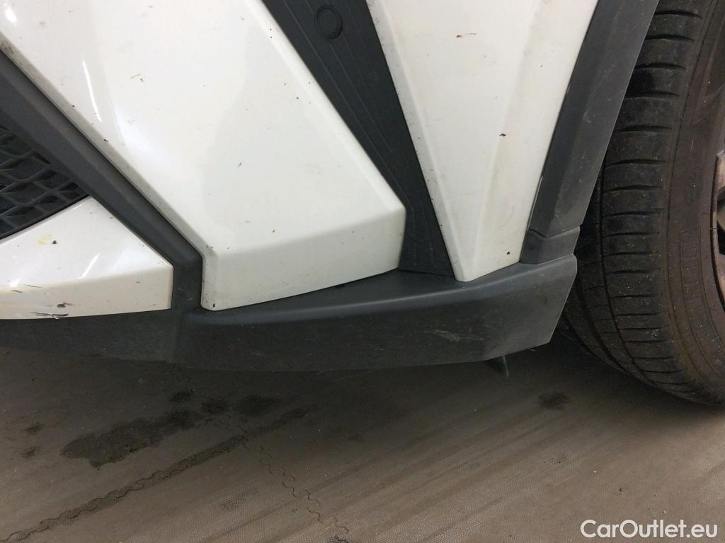  Toyota  C-HR TOYOTA  / 2016 / 5P / todoterreno 1.8 125H Advance #21