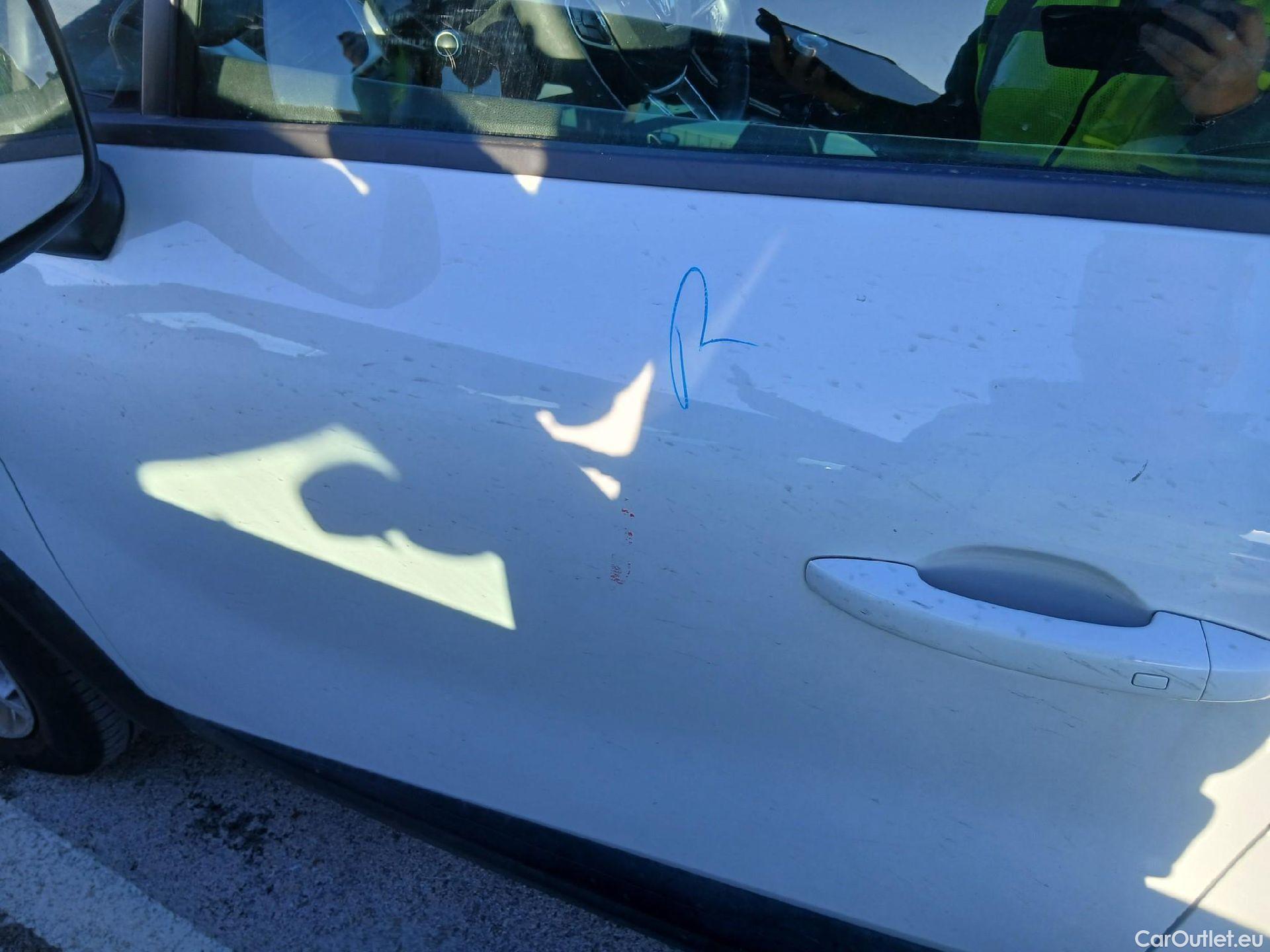  Renault  Captur RENAULT  / 2019 / 5P / todoterreno Intens TCe 90 (AC) #30