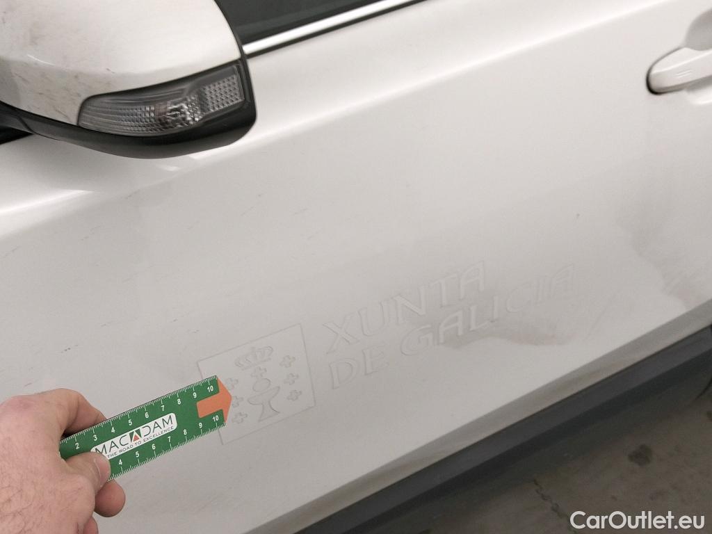  Toyota  C-HR TOYOTA  / 2016 / 5P / todoterreno 1.8 125H Advance #7