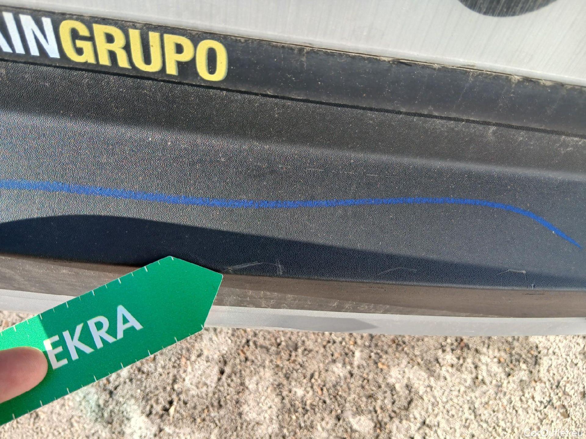  Renault  Captur RENAULT  / 2019 / 5P / todoterreno Intens TCe 90 (AC) #38