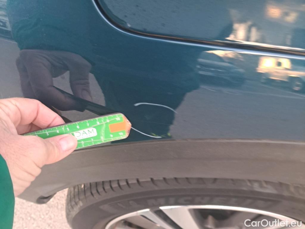  Peugeot  3008 PEUGEOT  / 2020 / 5P / todoterreno 1.5 BlueHDi 96kW (130CV) S&S Allure EAT8 #22