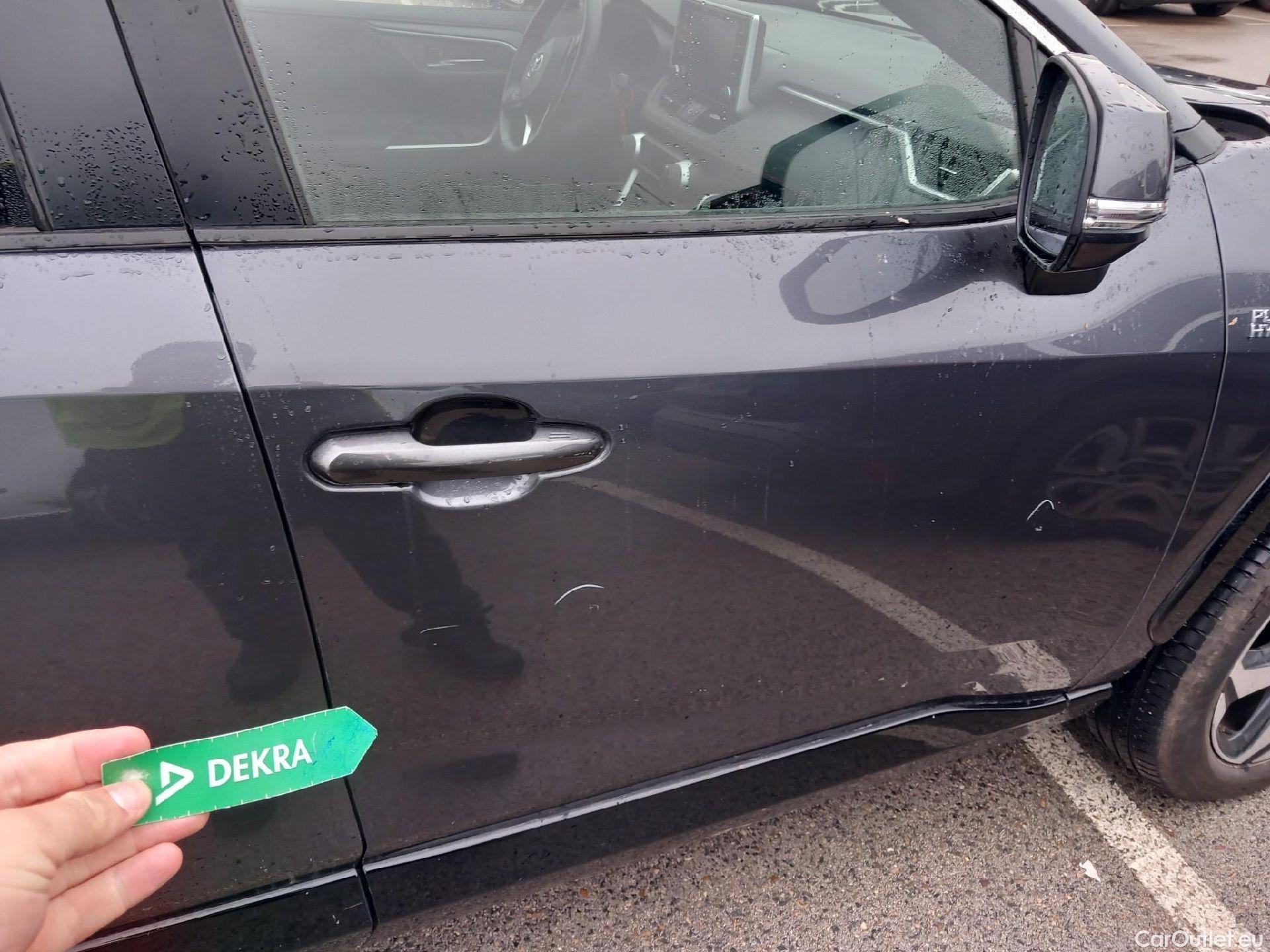  Toyota  RAV4 TOYOTA  / 2018 / 5P / todoterreno 2.5l PLUG-IN 300PH (e-CVT) Advance #29