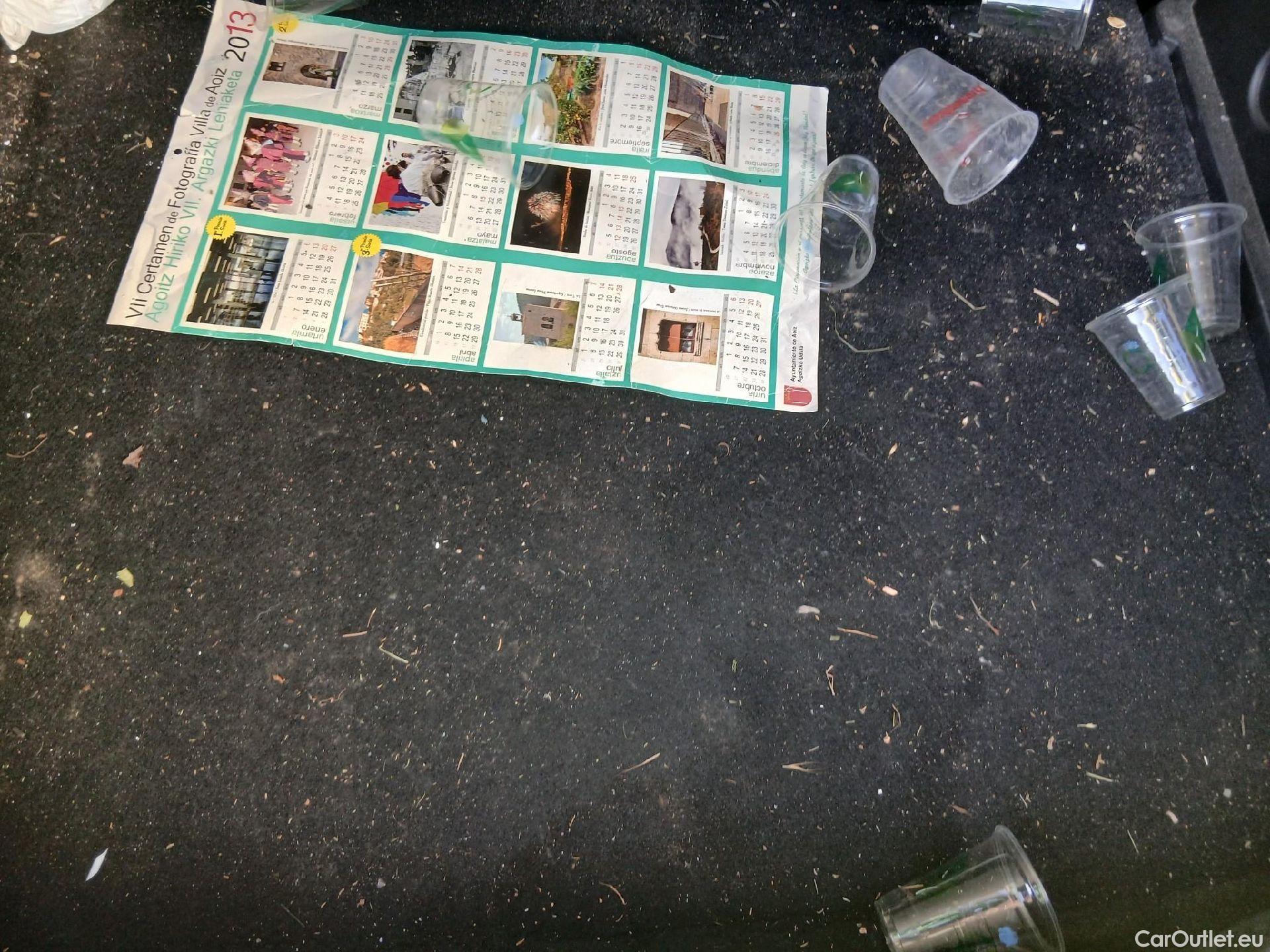  Renault  Captur RENAULT  / 2019 / 5P / todoterreno Intens TCe 90 (AC) #5