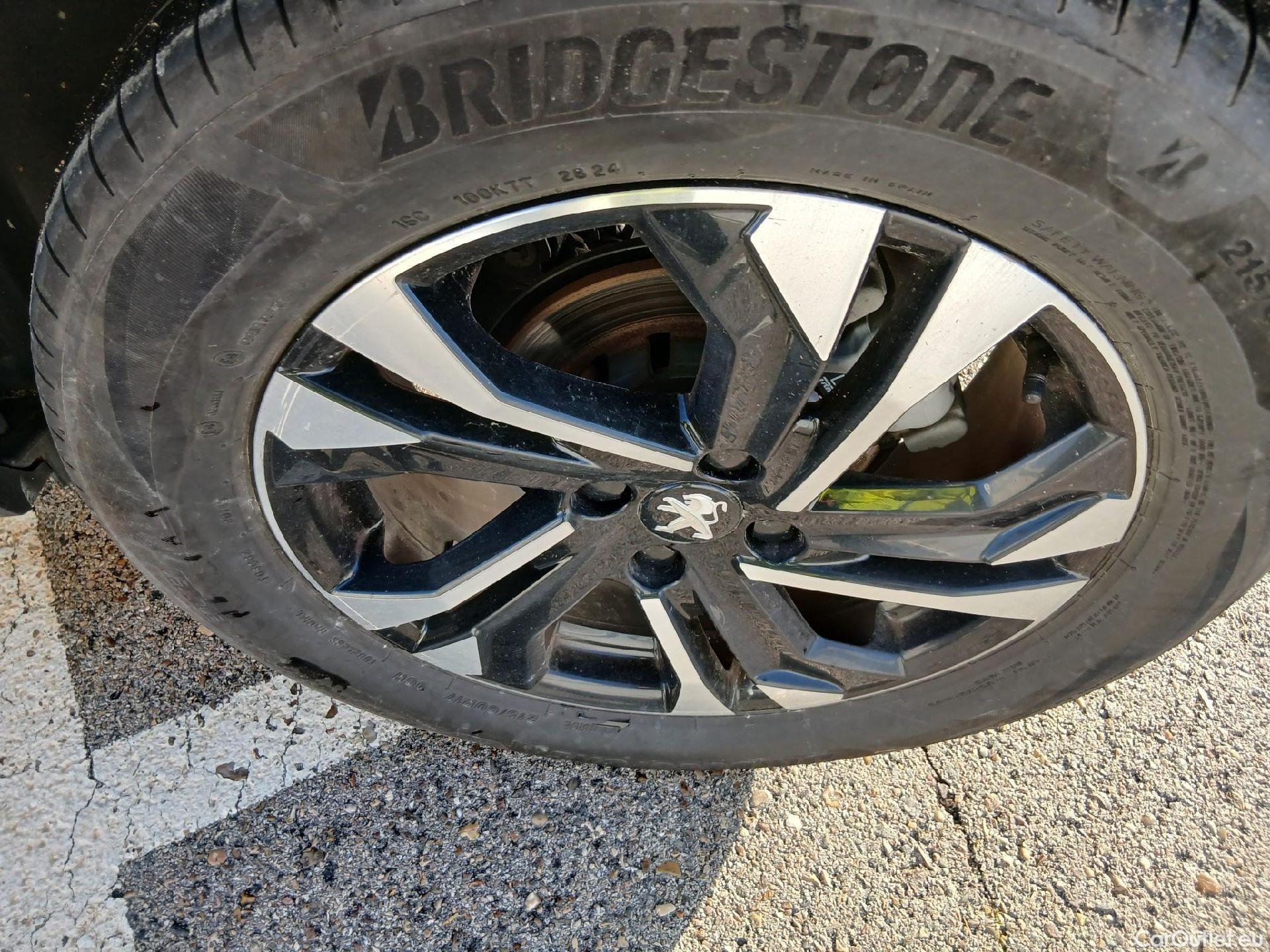  Peugeot  2008 PEUGEOT  / 2019 / 5P / todoterreno Allure BlueHDI 100 S&S BVM6 (CX) #6