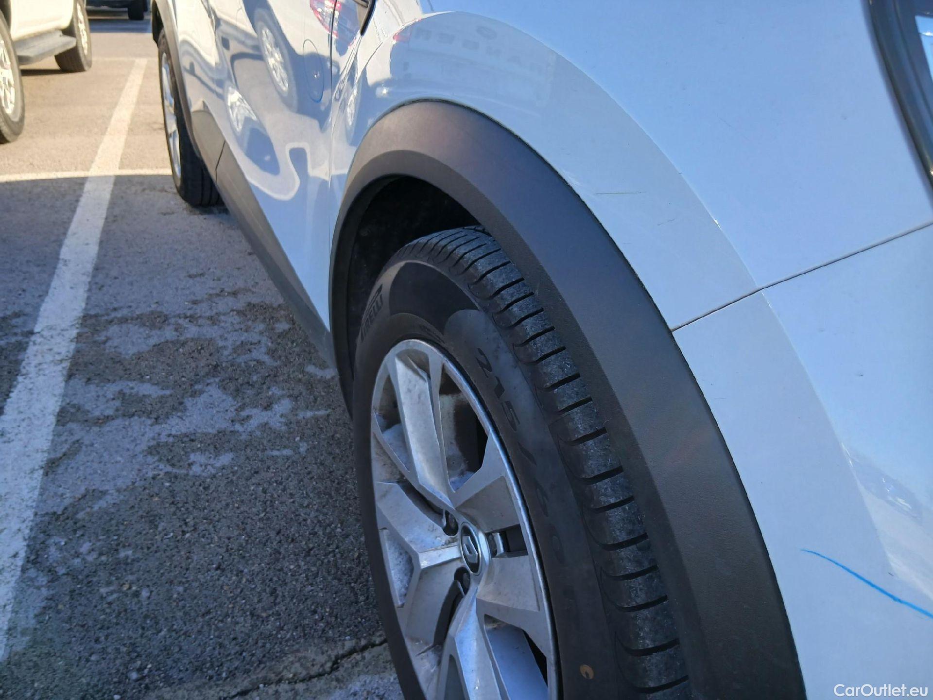  Renault  Captur RENAULT  / 2019 / 5P / todoterreno Intens TCe 90 (AC) #50