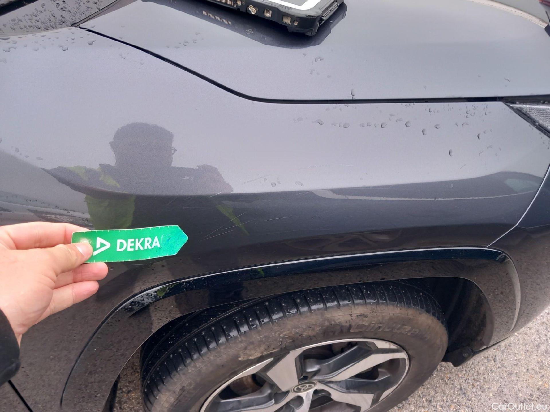  Toyota  RAV4 TOYOTA  / 2018 / 5P / todoterreno 2.5l PLUG-IN 300PH (e-CVT) Advance #31