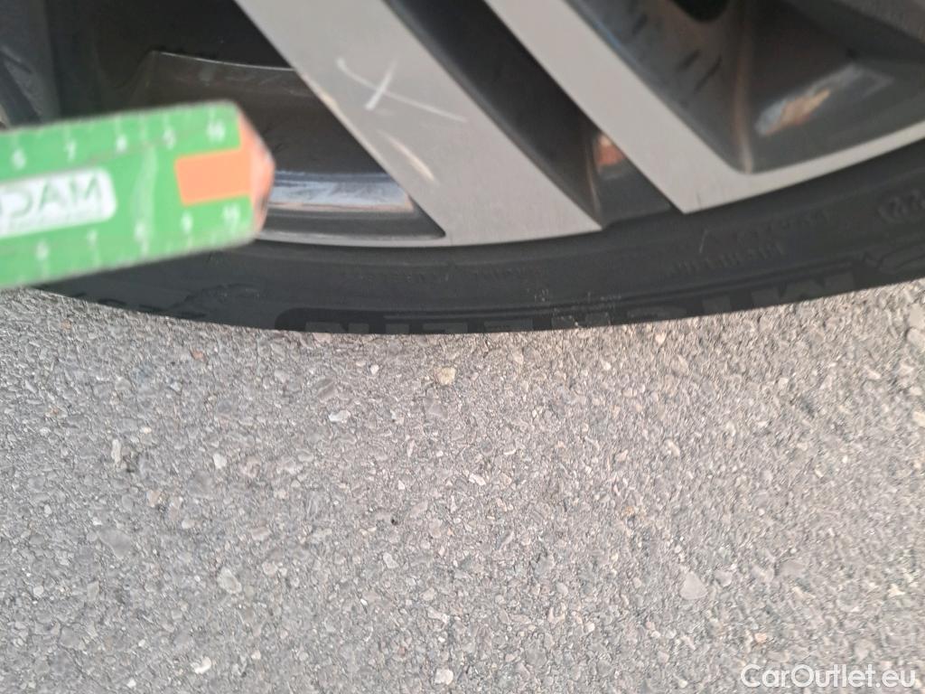  Peugeot  3008 PEUGEOT  / 2020 / 5P / todoterreno 1.5 BlueHDi 96kW (130CV) S&S Allure EAT8 #2