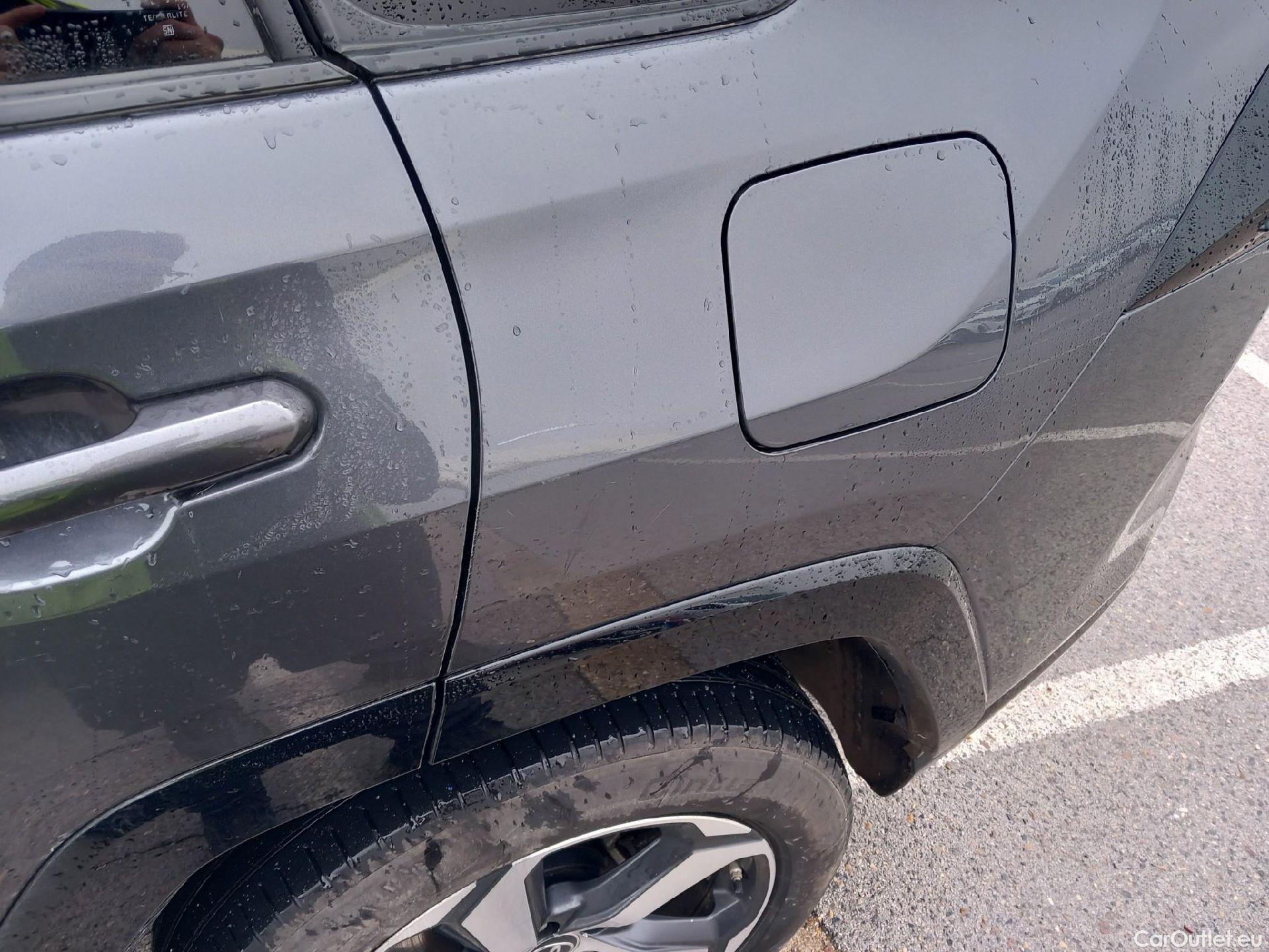  Toyota  RAV4 TOYOTA  / 2018 / 5P / todoterreno 2.5l PLUG-IN 300PH (e-CVT) Advance #16