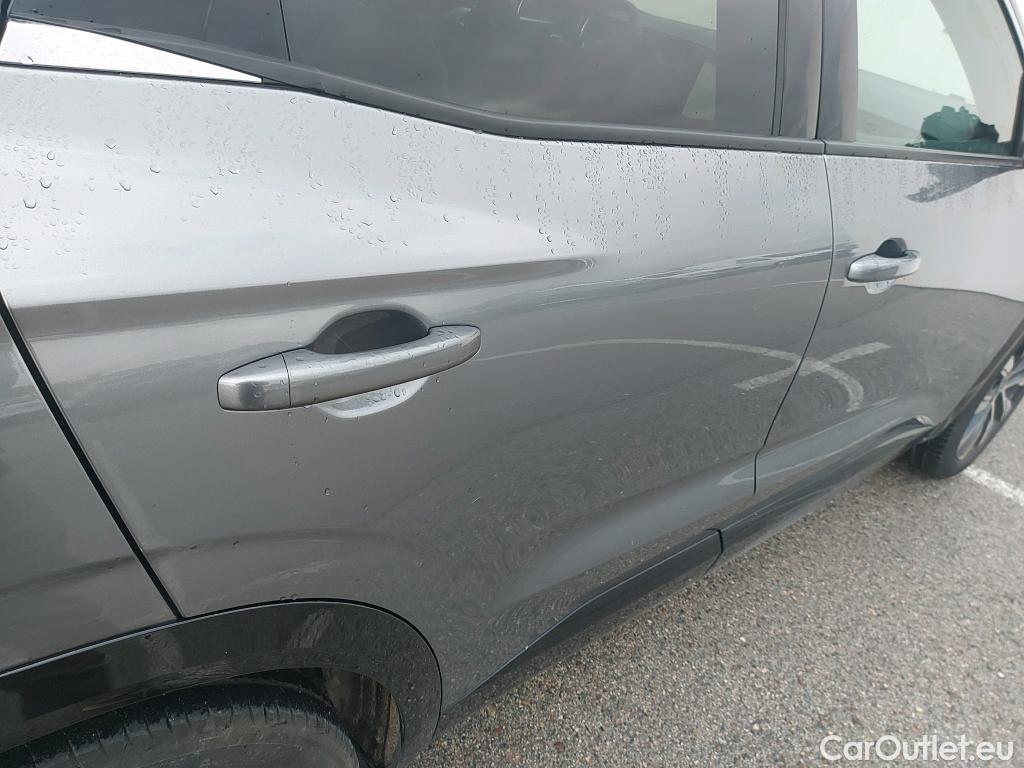  Renault  Austral RENAULT  / 2022 / 5P / todoterreno Techno Mild Hybrid 116kW Auto (AC) #17