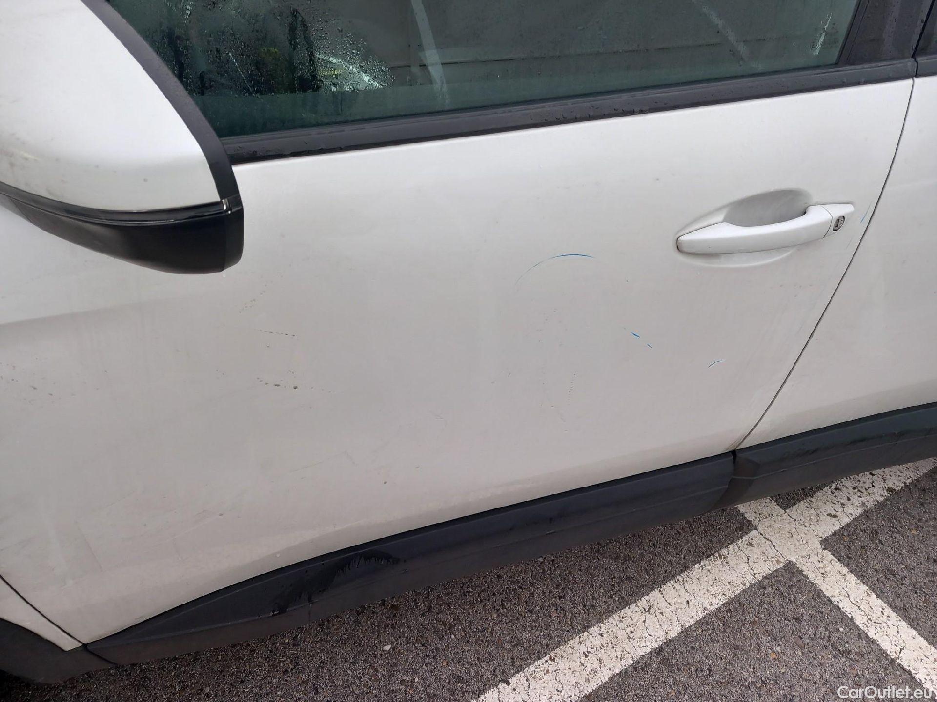  Peugeot  5008 PEUGEOT  / 2020 / 5P / todoterreno 1.2 PureTech 96KW S&S Active Pack EAT8 #11