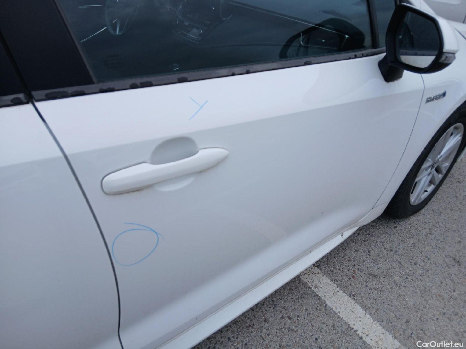  Toyota  Corolla TOYOTA  1.8 125H ACTIVE TECH E-CVT #13