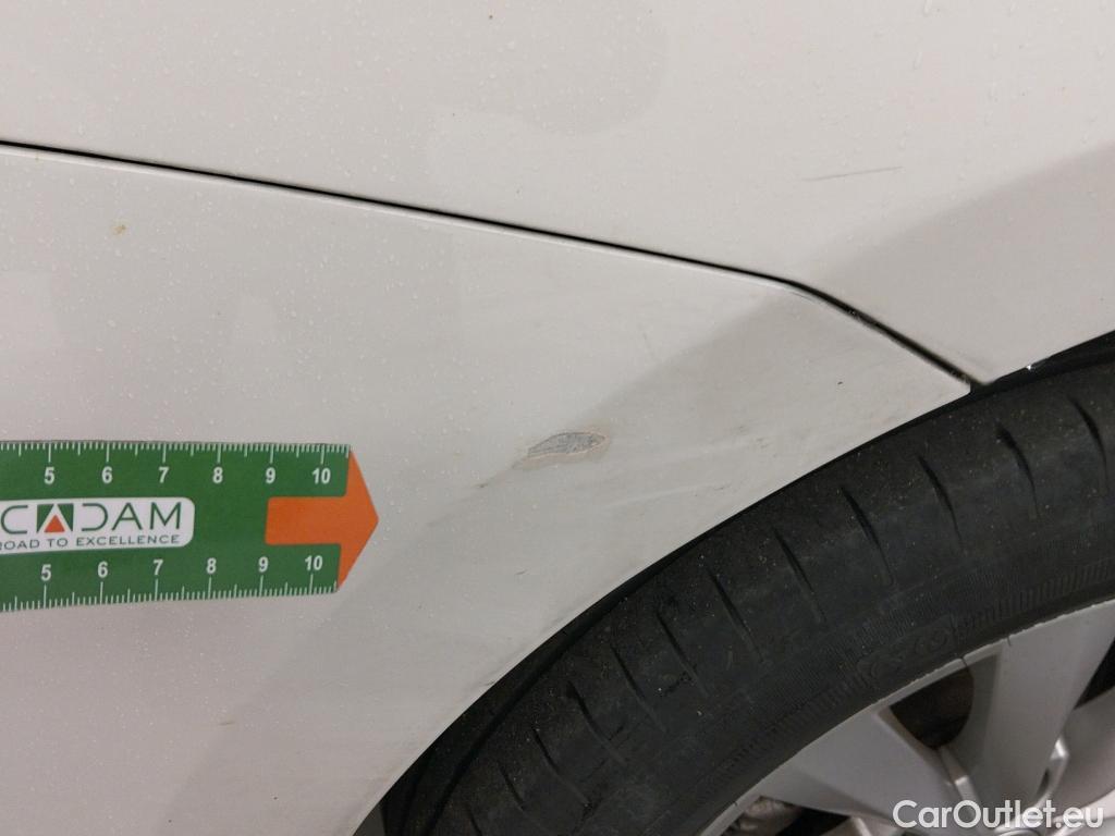  Skoda  KAMIQ SKODA  1.0 TSI 81kW (110CV) DSG Ambition #19