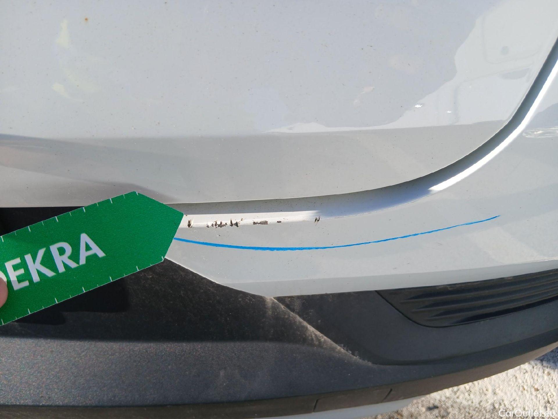  Renault  Captur RENAULT  / 2019 / 5P / todoterreno Intens TCe 90 (AC) #35