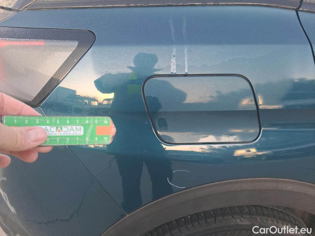  Peugeot  3008 PEUGEOT  / 2020 / 5P / todoterreno 1.5 BlueHDi 96kW (130CV) S&S Allure EAT8 #21