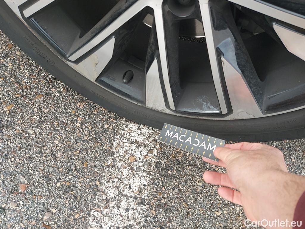  Renault  Austral RENAULT  / 2022 / 5P / todoterreno Techno Mild Hybrid 116kW Auto (AC) #10