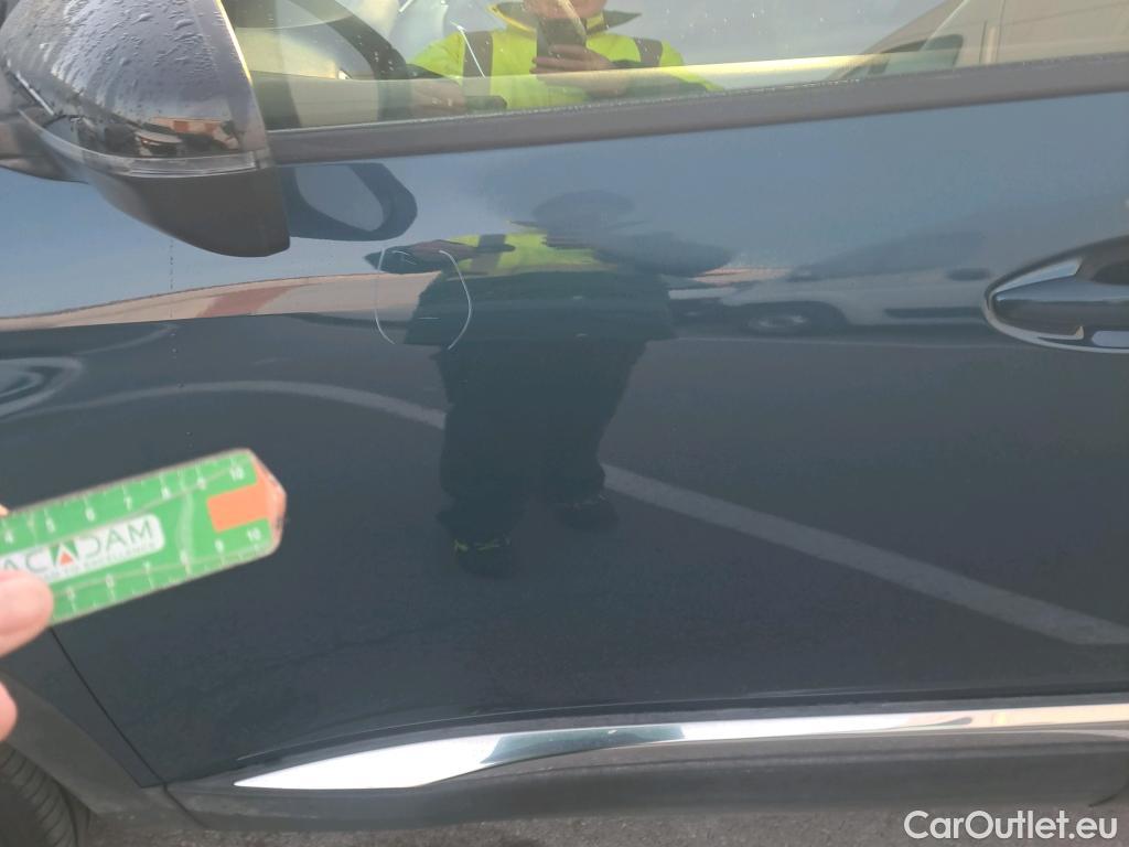  Peugeot  3008 PEUGEOT  / 2020 / 5P / todoterreno 1.5 BlueHDi 96kW (130CV) S&S Allure EAT8 #5