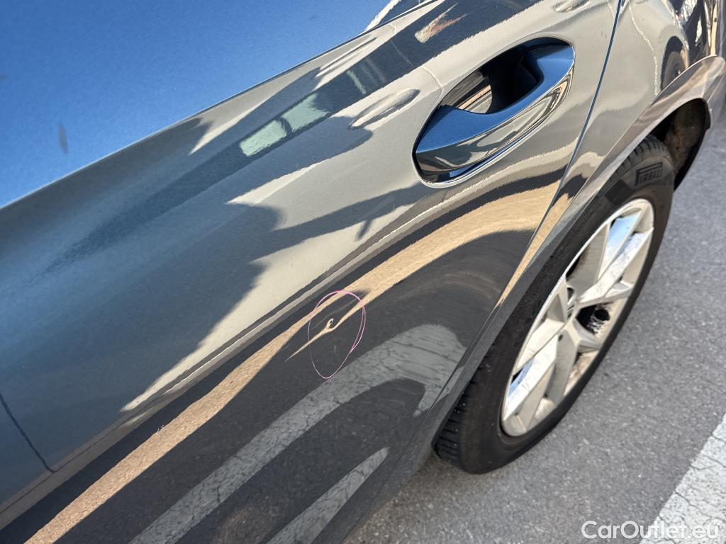  Land Rover  Discovery SEAT Nuevo León / 2020 / 5P / berlina con portón 1.0 TSI 81kW S&S Style Go (AC) #1