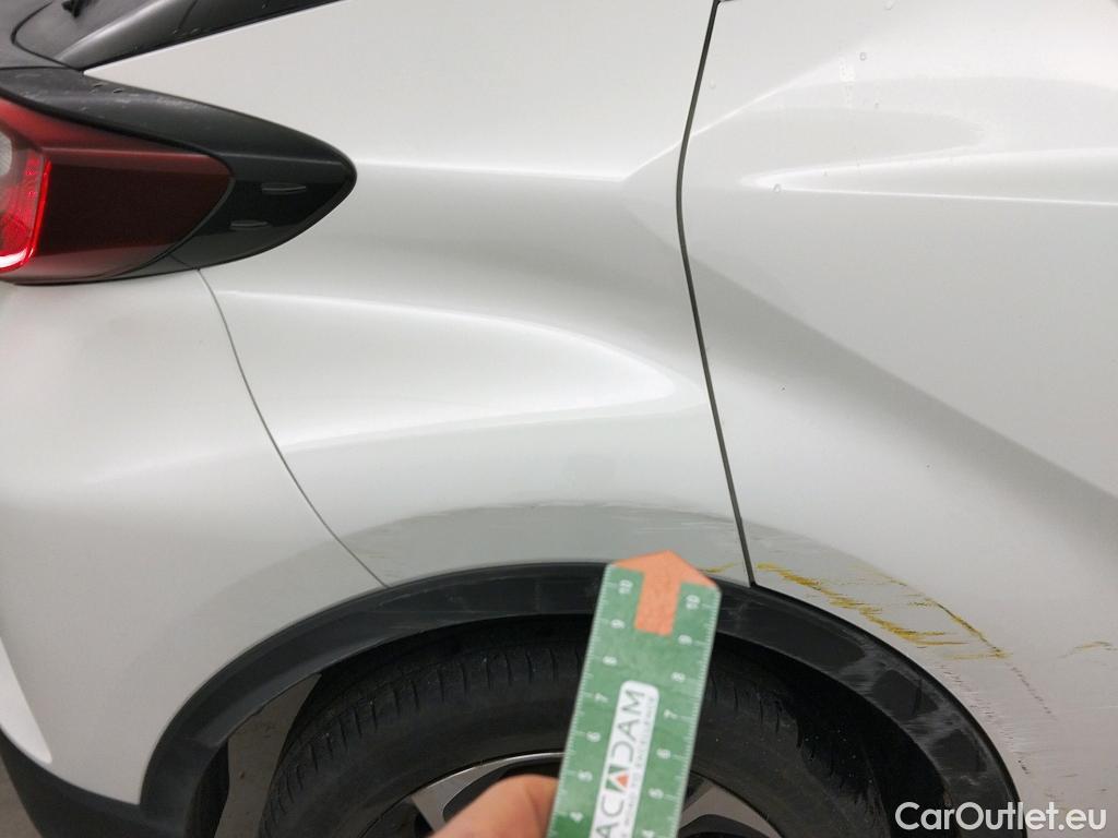  Toyota  C-HR TOYOTA  / 2016 / 5P / todoterreno 1.8 125H Advance #4