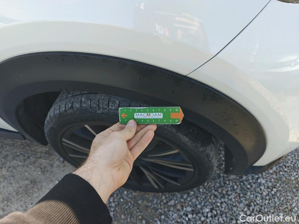  Nissan  Juke NISSAN  / 2019 / 5P / crossover DIG-T 84 kW DCT N-Design Chic #51