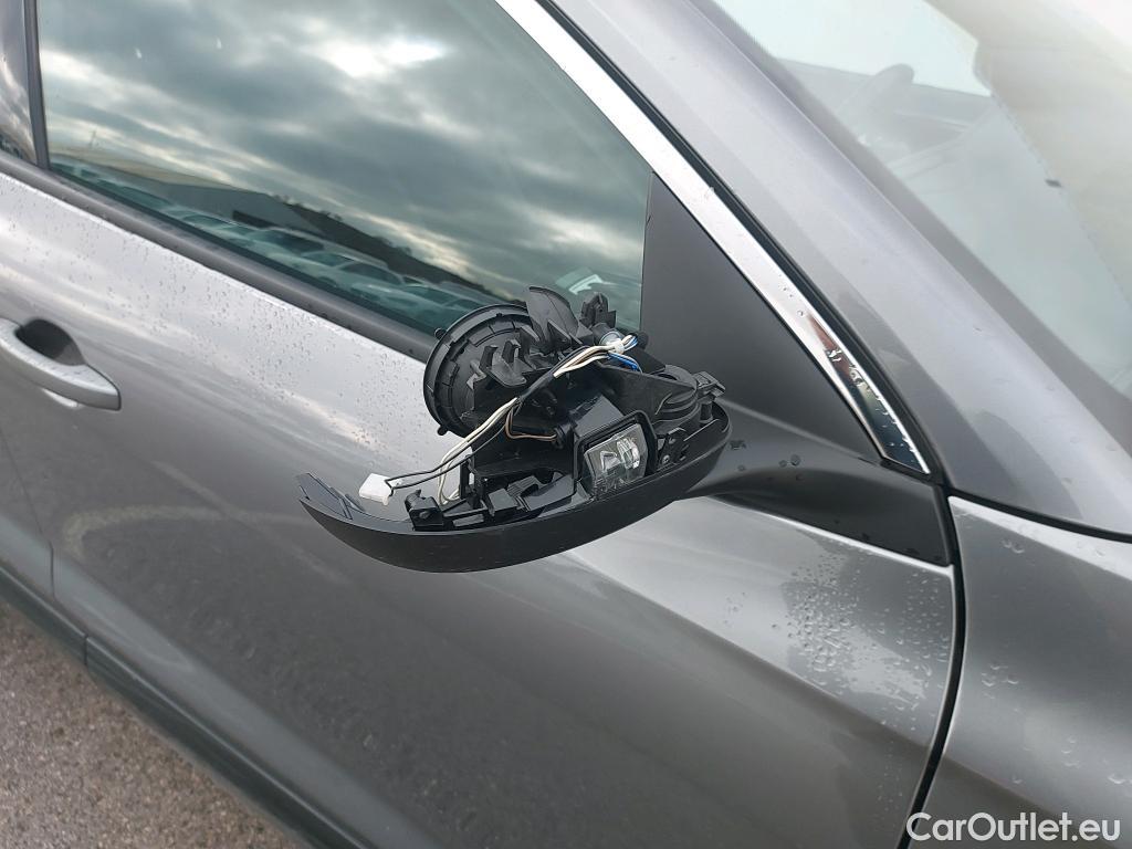  Renault  Austral RENAULT  / 2022 / 5P / todoterreno Techno Mild Hybrid 116kW Auto (AC) #1