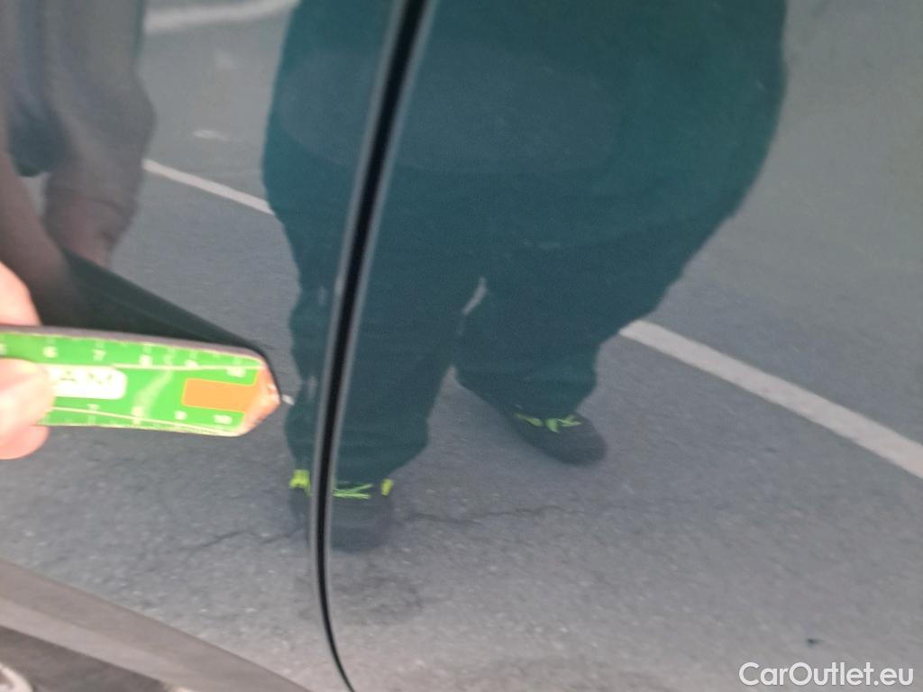  Peugeot  3008 PEUGEOT  / 2020 / 5P / todoterreno 1.5 BlueHDi 96kW (130CV) S&S Allure EAT8 #17