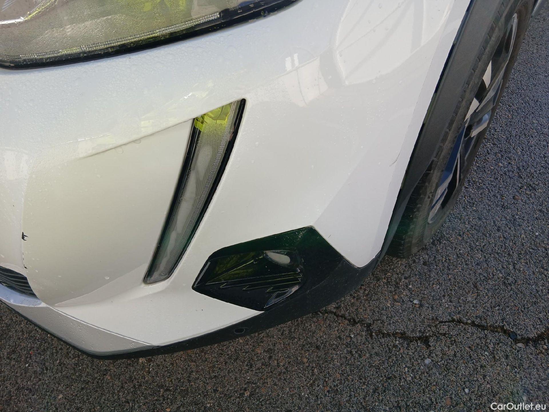  Peugeot  2008 PEUGEOT  / 2019 / 5P / todoterreno Allure BlueHDI 100 S&S BVM6 (CX) #22