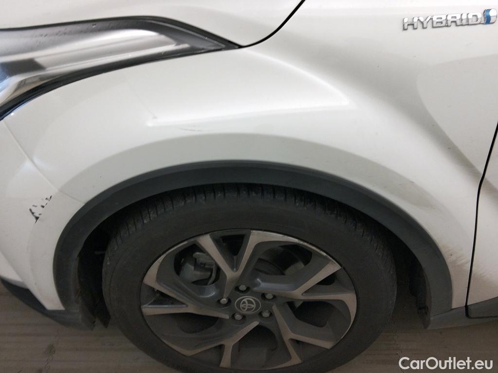  Toyota  C-HR TOYOTA  / 2016 / 5P / todoterreno 1.8 125H Advance #15