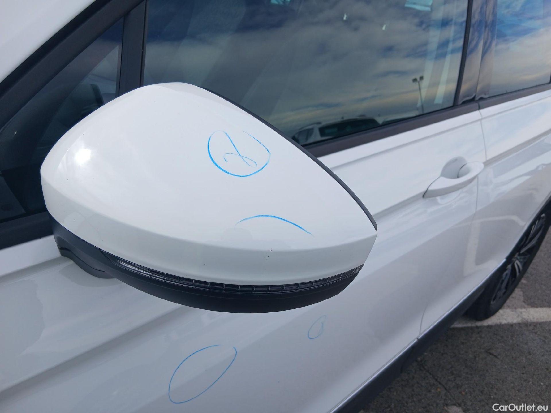  Volkswagen  Tiguan VOLKSWAGEN  / 2020 / 5P / todoterreno Life 1.4 TSI eHybrid 180kW (245CV) DSG #6