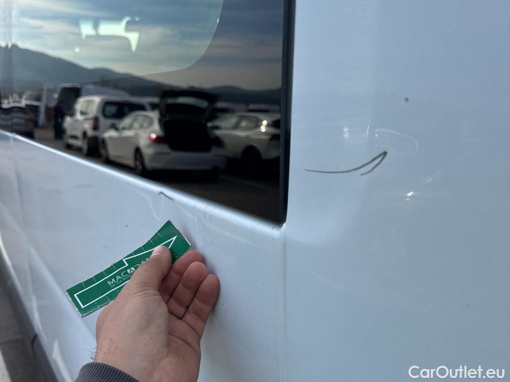  Nissan  NV400 NISSAN  VU 4P 1G COMBI 2.3dCi 145 COMFORT L2H2 3500 COMBI-9 FWD #5