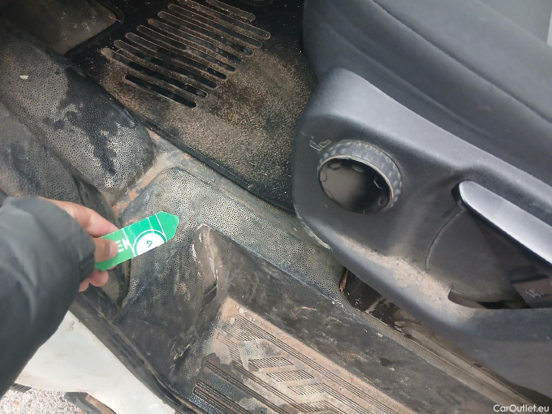  Ford  Transit FORD  / 2013 / 4P / furgón 350 96kW L2H2 Van Ambiente FWD #3