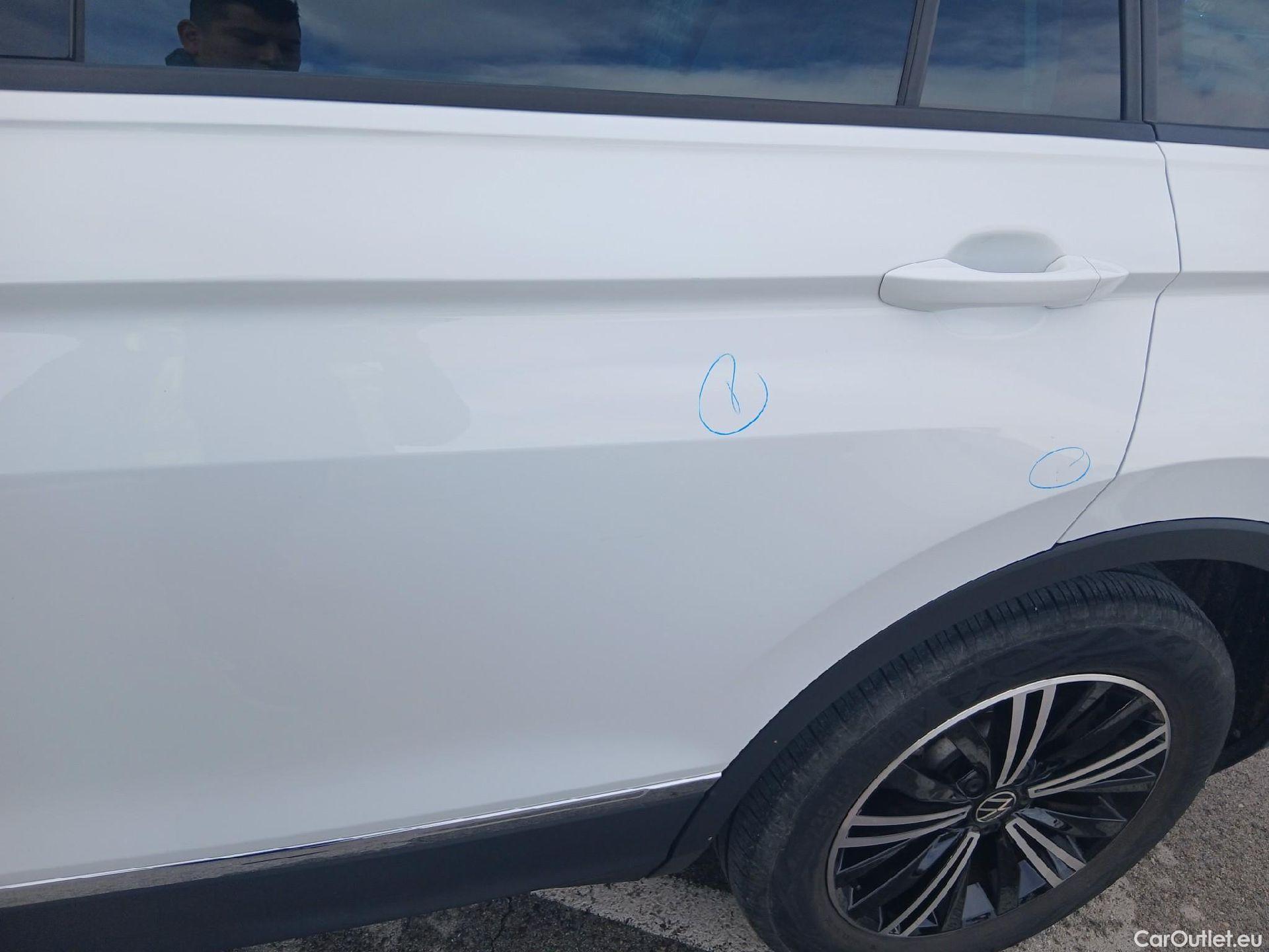  Volkswagen  Tiguan VOLKSWAGEN  / 2020 / 5P / todoterreno Life 1.4 TSI eHybrid 180kW (245CV) DSG #10