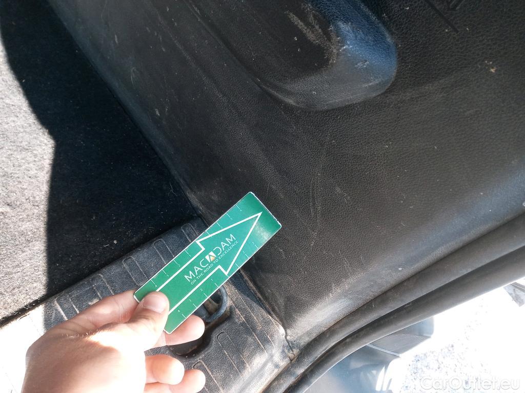  Citroen  Berlingo CITROEN  / 2018 / 4P / monovolumen compacto Talla M BlueHDi 100 S&S LIVE PACK #19