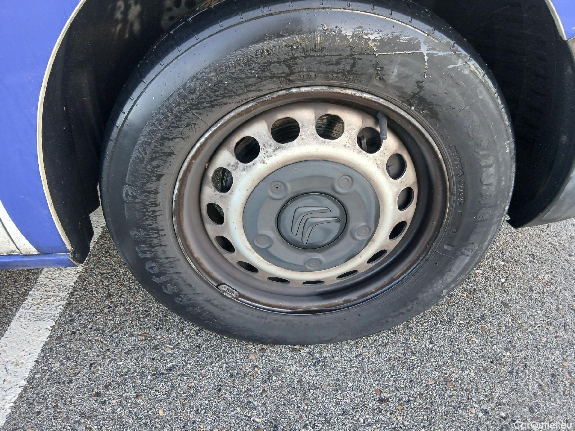  Citroen  Jumpy CITROEN  / 2016 / 4P / furgón D Cab Eco Talla XL BlueHDi 120 Control #50