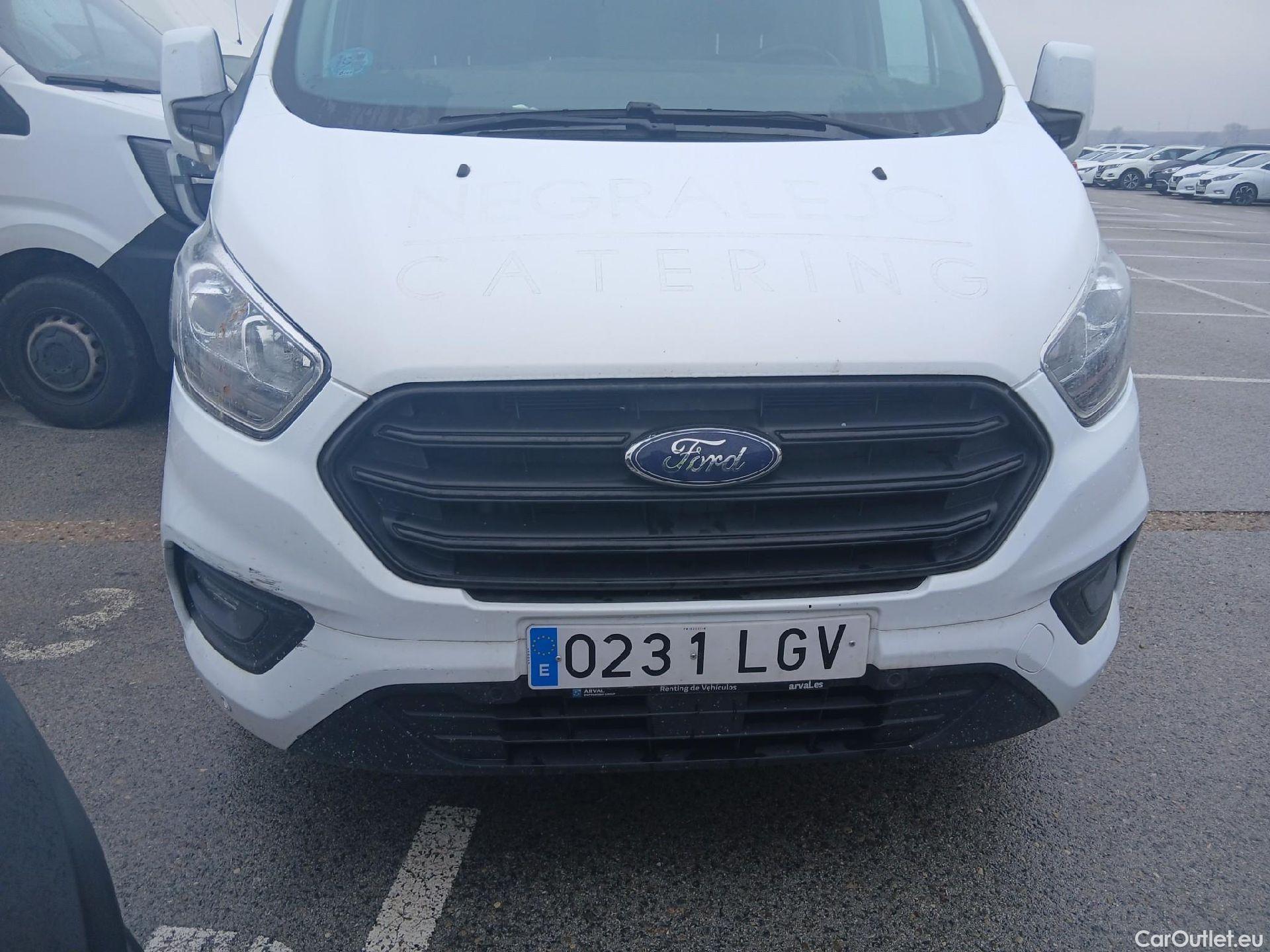  Ford  Transit FORD  Custom / 2012 / 4P / furgón Van 2.0 TDCI 96kW 300 L2 Trend RAMPA DE ACCESO #6