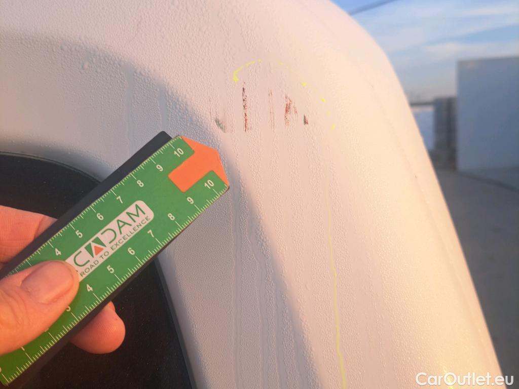  Citroen  Berlingo CITROEN  / 2018 / 4P / combi Talla M BlueHDi 100 LIVE (AC) #35