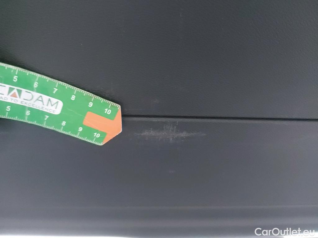  Volvo  XC60 VOLVO  / 2017 / 5P / todoterreno 2.0 T6 AWD Recharge R-Design Exp Auto #22