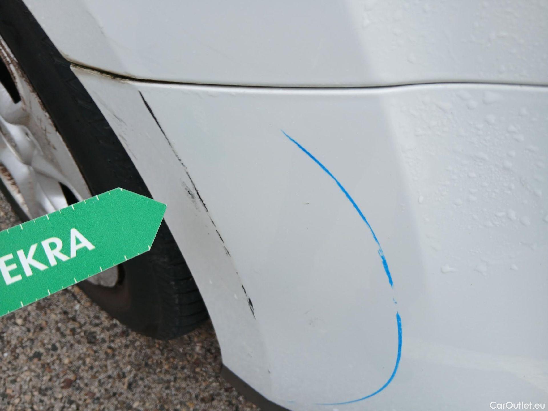  Ford  Transit FORD  Courier/2014/4P/furgón der.turis Van 1.5 TDCi 56kW Trend #15