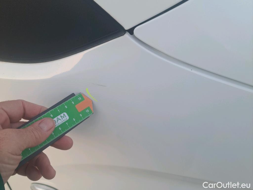  Citroen  Berlingo CITROEN  / 2018 / 4P / combi Talla M BlueHDi 100 LIVE (AC) #46