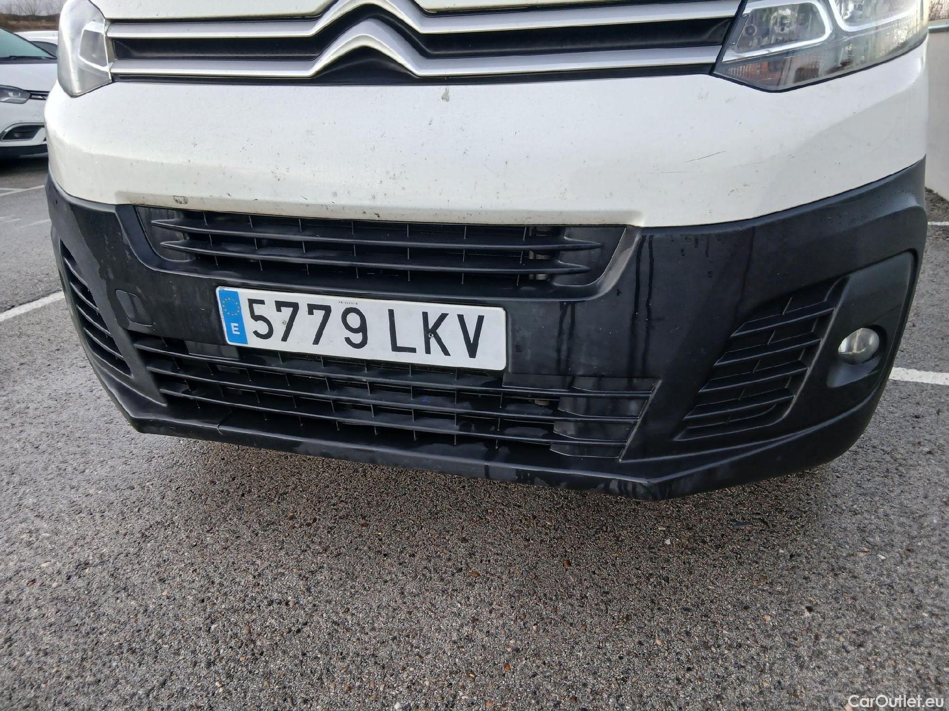  Citroen  Jumpy CITROEN  / 2016 / 4P / furgón D Cab Eco Talla XL BlueHDi 120 Control #6