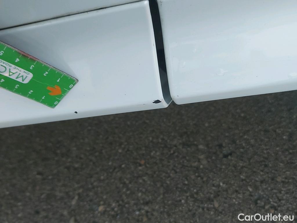  Volvo  XC60 VOLVO  / 2017 / 5P / todoterreno 2.0 T6 AWD Recharge R-Design Exp Auto #28