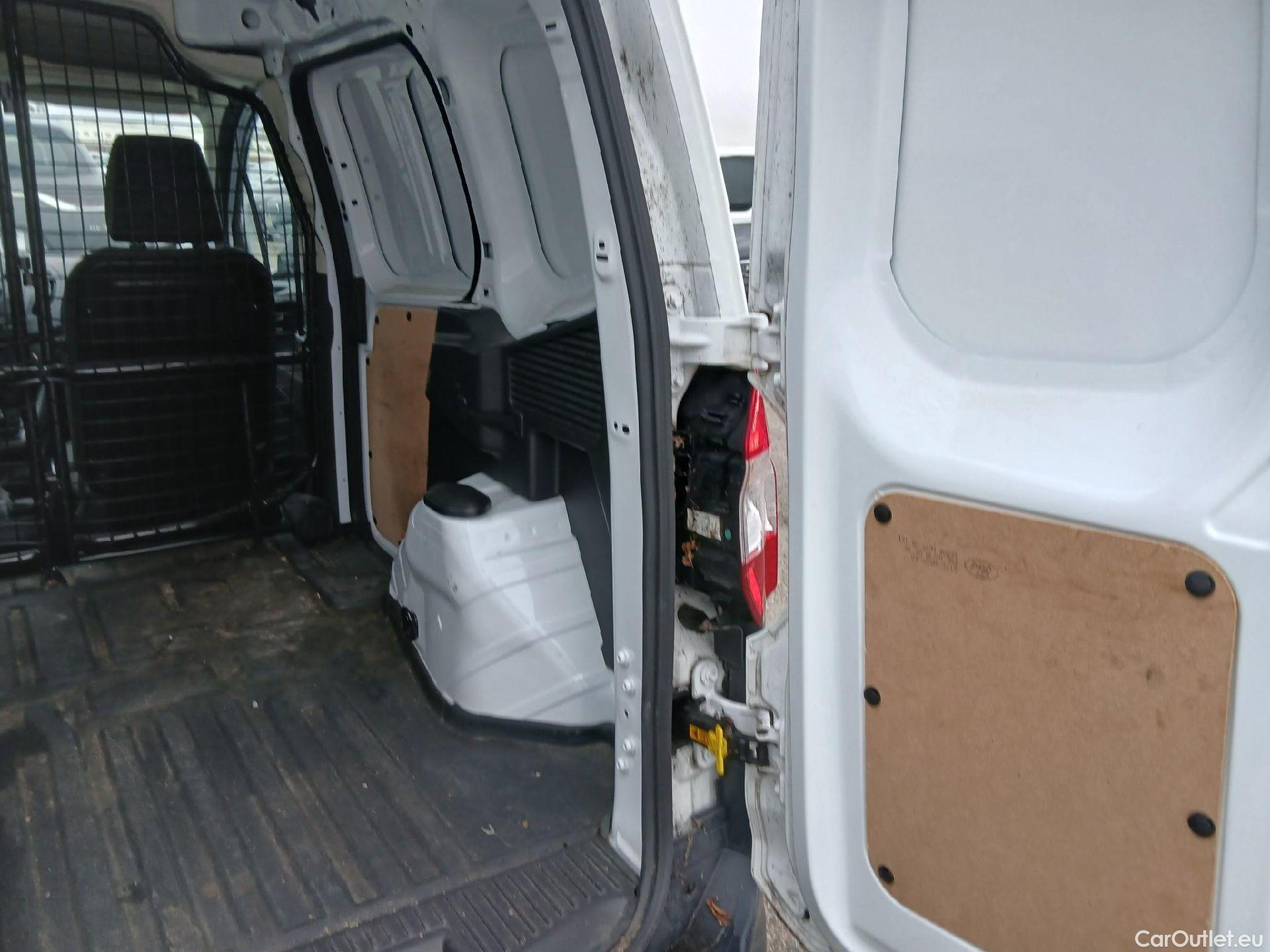  Ford  Transit FORD  Courier/2014/4P/furgón der.turis Van 1.5 TDCi 56kW Trend #3