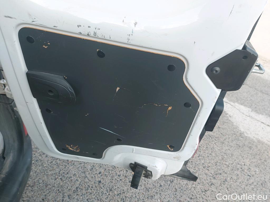  Nissan  NV200 NISSAN NV250 / 2019 / 4P / furgón 2pl 1.5dCi 70 kW (95CV) L2H1 ÓPTIMA #39