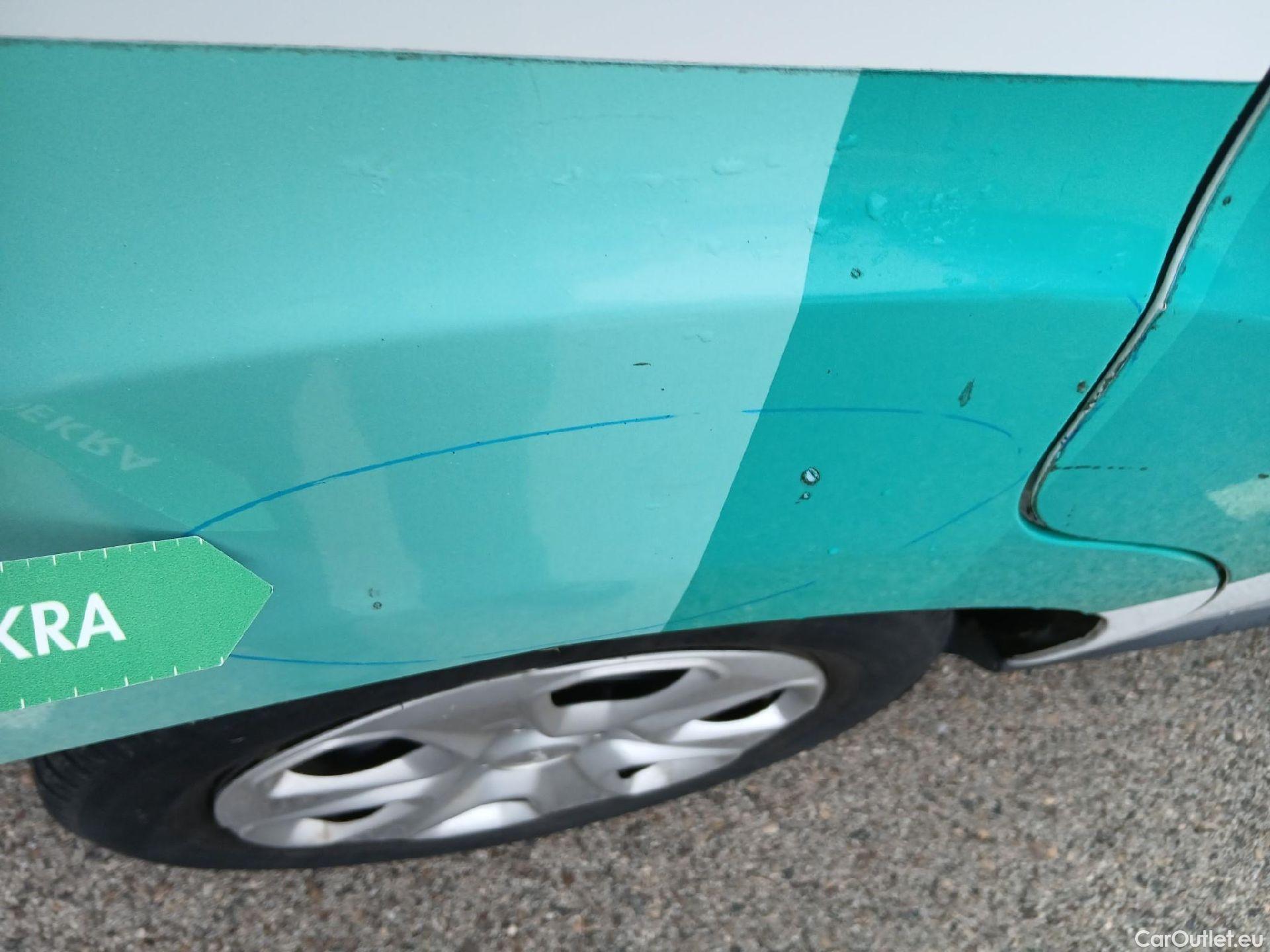  Ford  Transit FORD  Courier/2014/4P/furgón der.turis Van 1.5 TDCi 56kW Trend #29