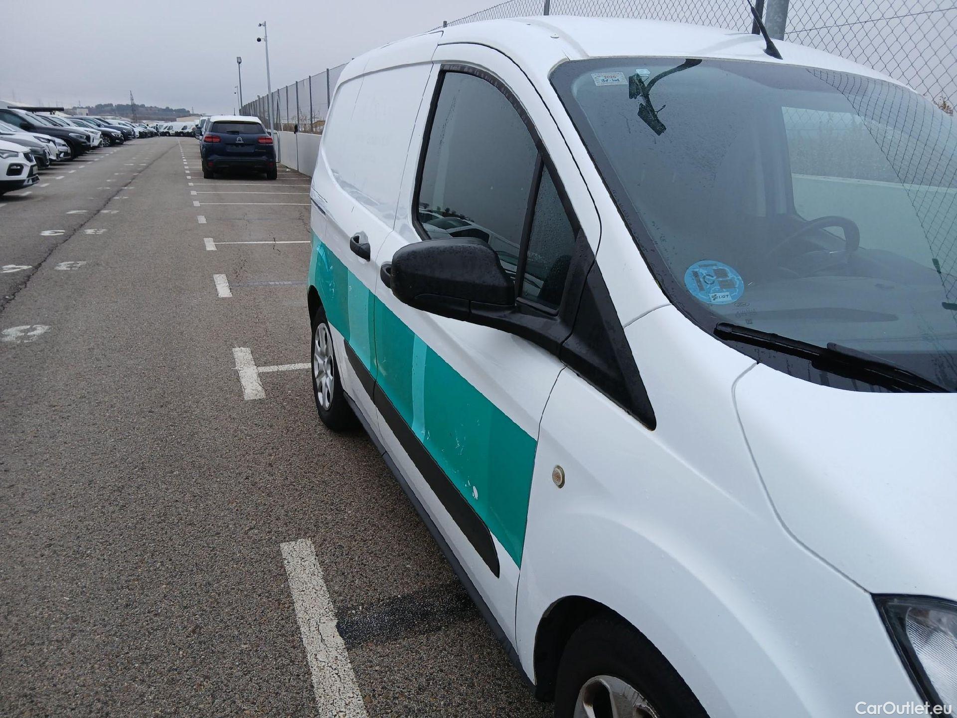  Ford  Transit FORD  Courier/2014/4P/furgón der.turis Van 1.5 TDCi 56kW Trend #11