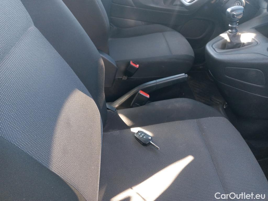  Citroen  Berlingo CITROEN  / 2018 / 4P / monovolumen compacto Talla M BlueHDi 100 S&S LIVE PACK #16