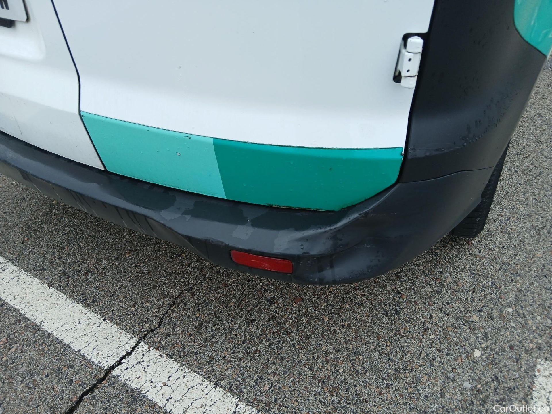  Ford  Transit FORD  Courier/2014/4P/furgón der.turis Van 1.5 TDCi 56kW Trend #27