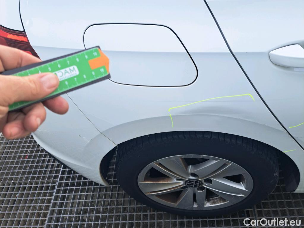  Volkswagen  Golf  VOLKSWAGEN / 2020 / 5P / berlina con portón 1.0 TSI 81kW (110CV) #3