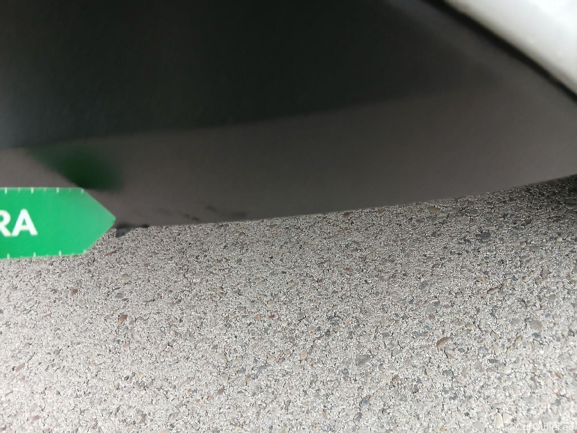  Ford  Fiesta FORD  Van / 2012 / 3P / berlina comercial 1.5 TDCi 55kW (75CV) #48