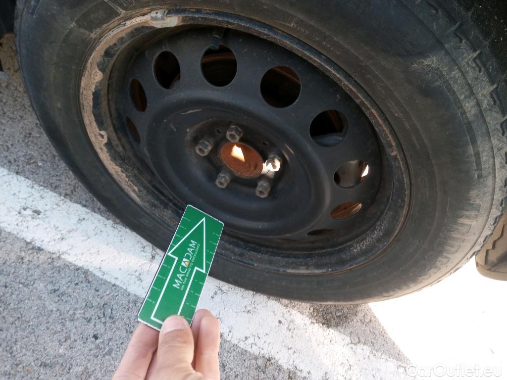  Citroen  Berlingo CITROEN  / 2018 / 4P / monovolumen compacto Talla M BlueHDi 100 S&S LIVE PACK #29